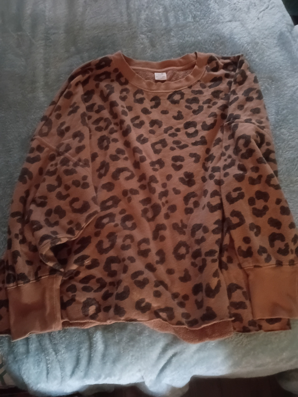 Secret Treasures Tan and Brown Leopard Print Crewneck Sweatshirt